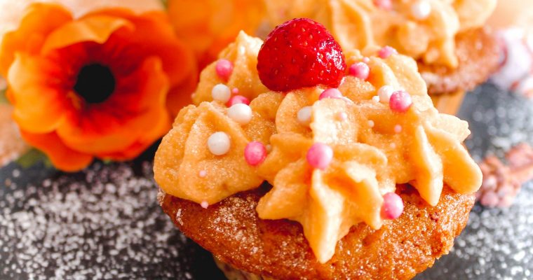 Berry Peach Cupcakes