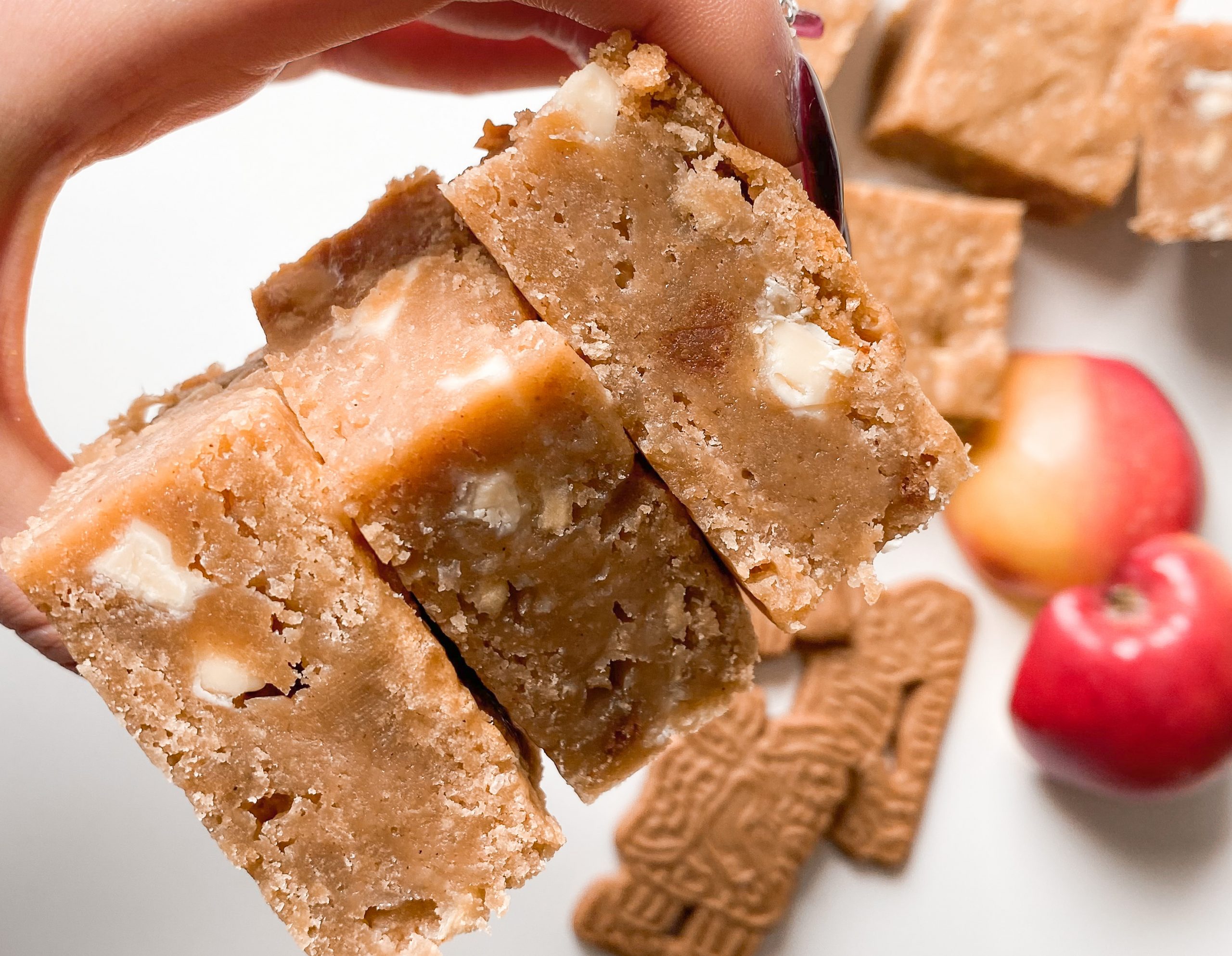 Apple White-Choc Spekulatius Blondies