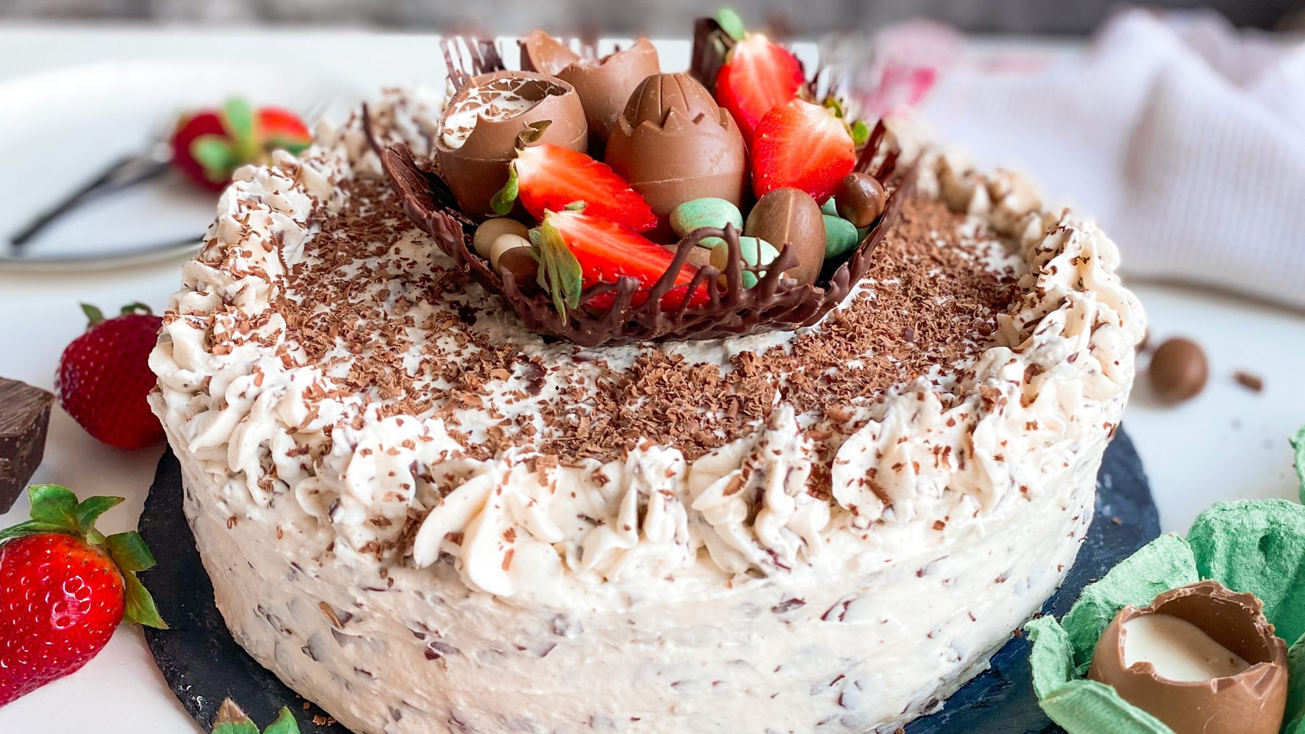 Erdbeertiramisu-Oster-Special-Torte