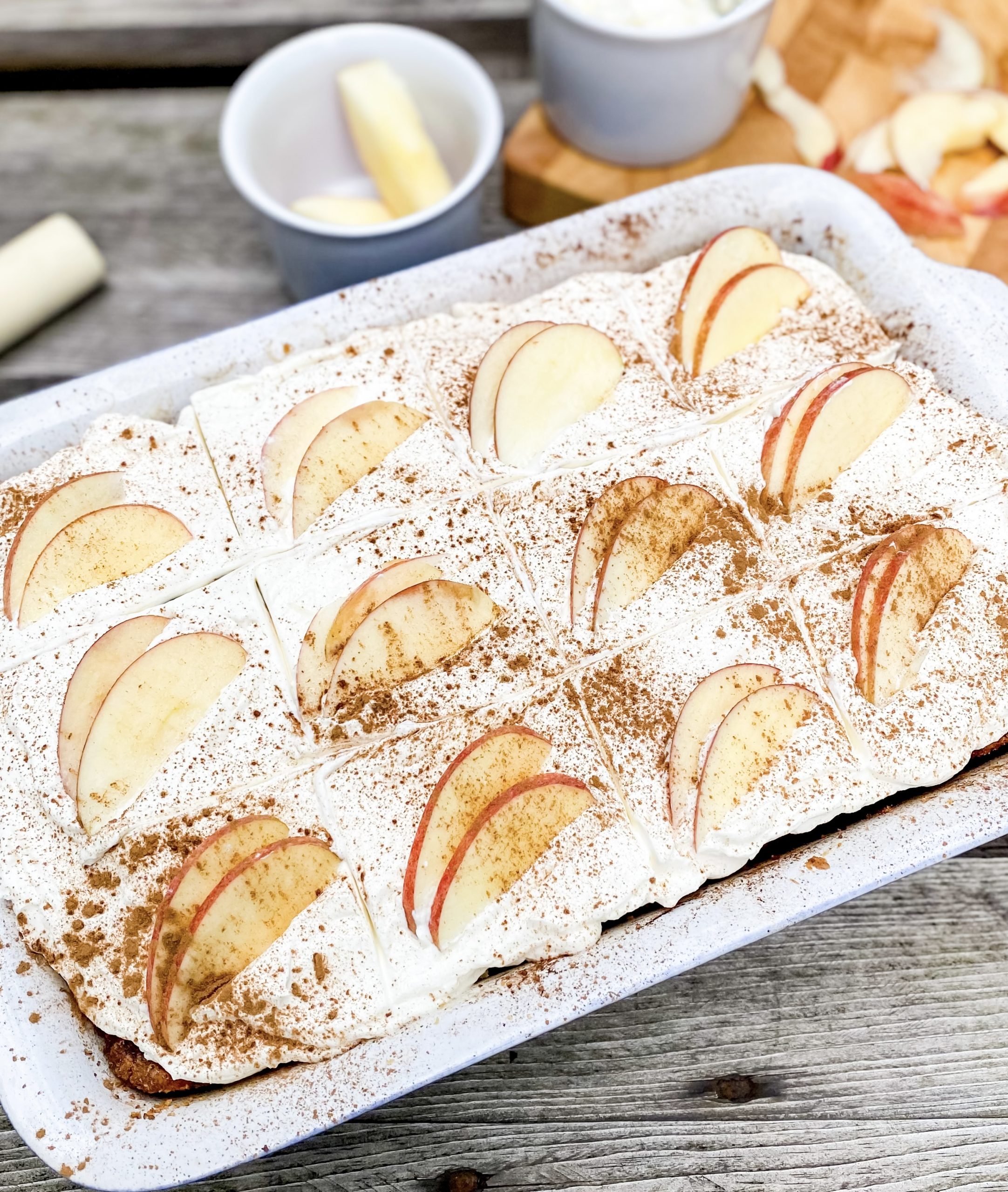 Apfel Zimt Kuchen mit Schmandcreme